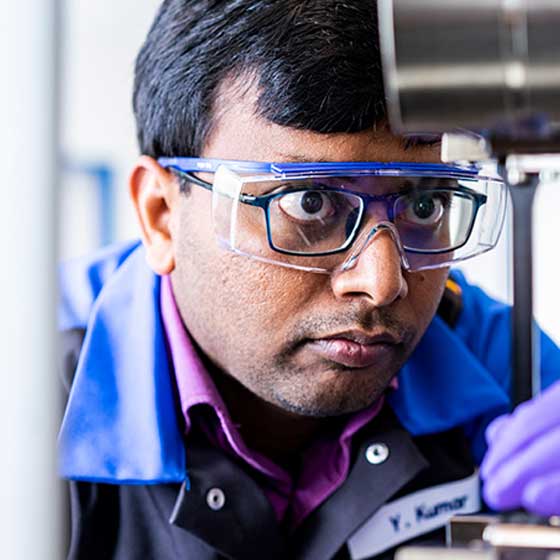 research-development-1-560x560