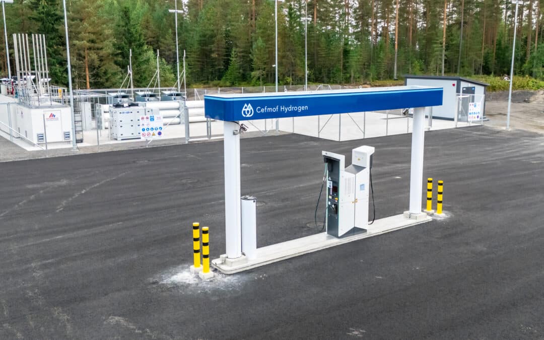 Wasserstofftankstelle in Finnland / Elektrolyseur / Electrolyzer / Wasserstoff / Hydrogen / Installation